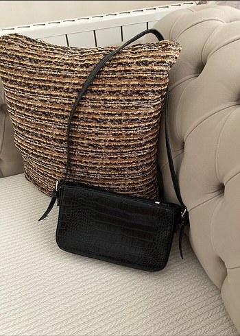 Zincir Detaylı siyah suni Deri Çanta - Görsel 3