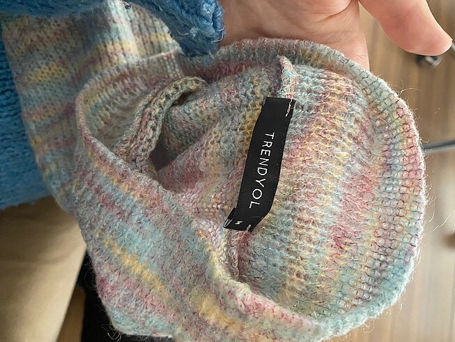 Trendyol & Milla Pastel tonlarda üst