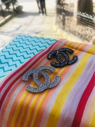 Beden çeşitli Renk CHANEL MODEL BROŞ