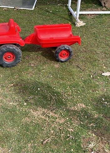  Beden Renk Çocuk traktör 
