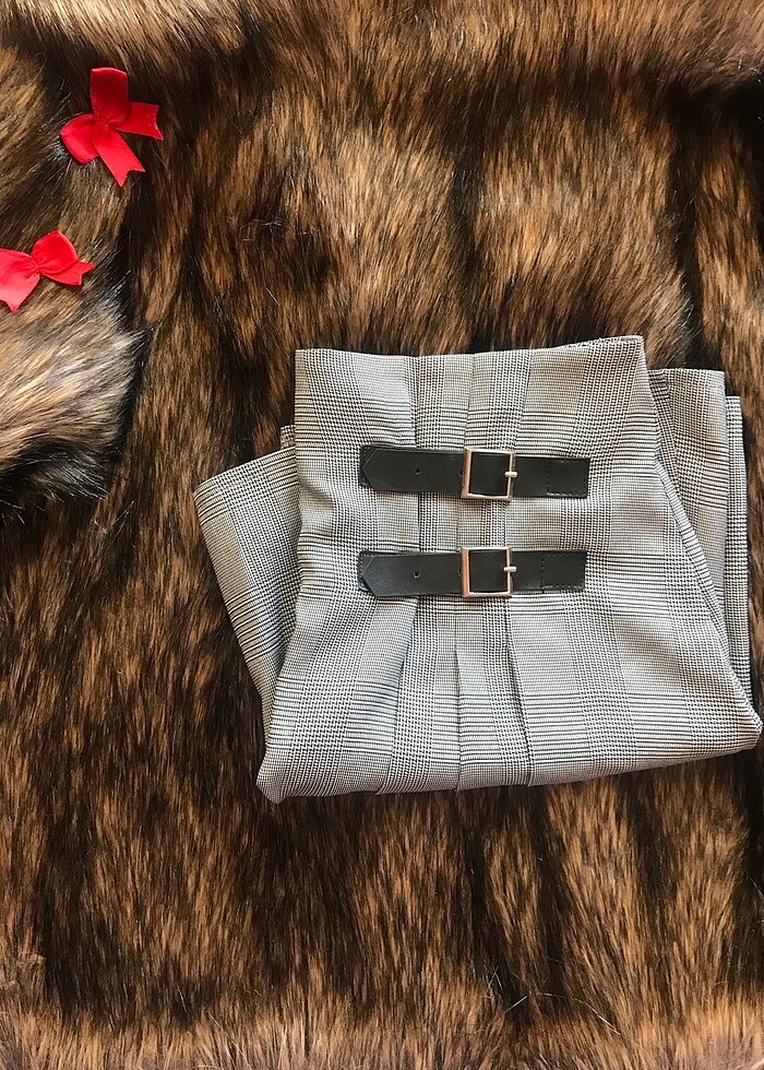 Vintage Pileli Kemer Detay Etek - Görsel 2