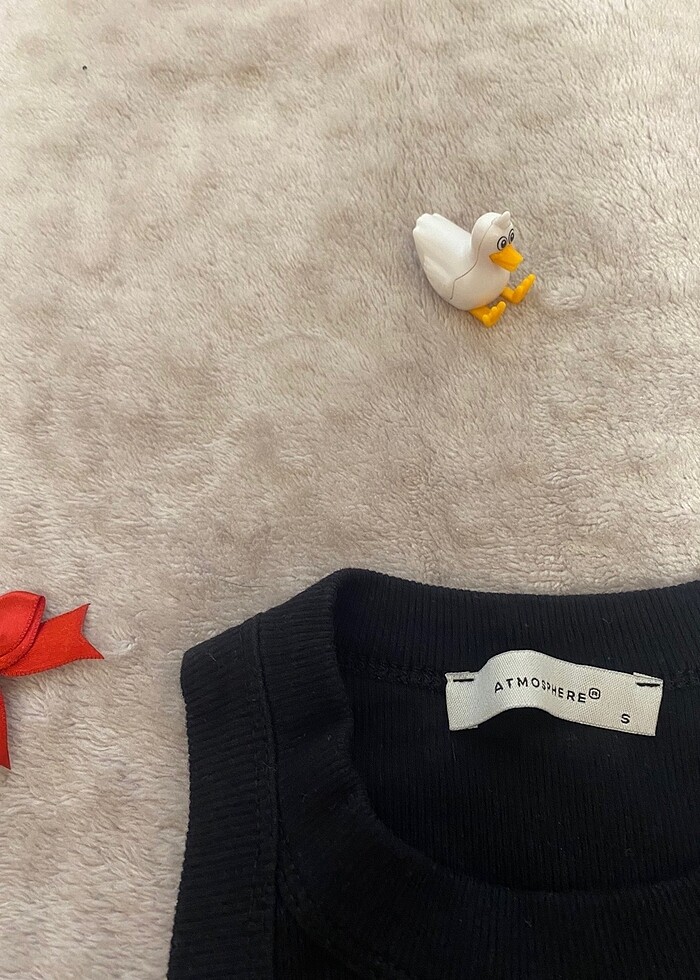 Vücudu saran fitilli bluz - Görsel 2