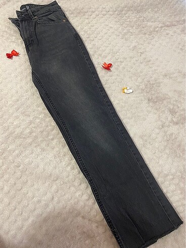 36 Beden Stradivarius D98 straight fit vintage jean