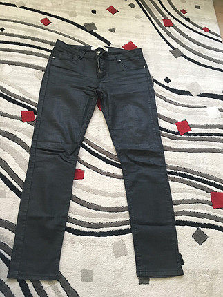 Diğer deri pantalon