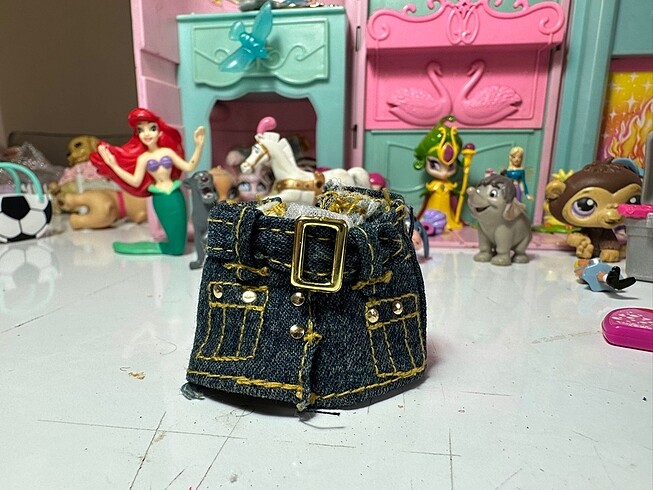 Bratz etek