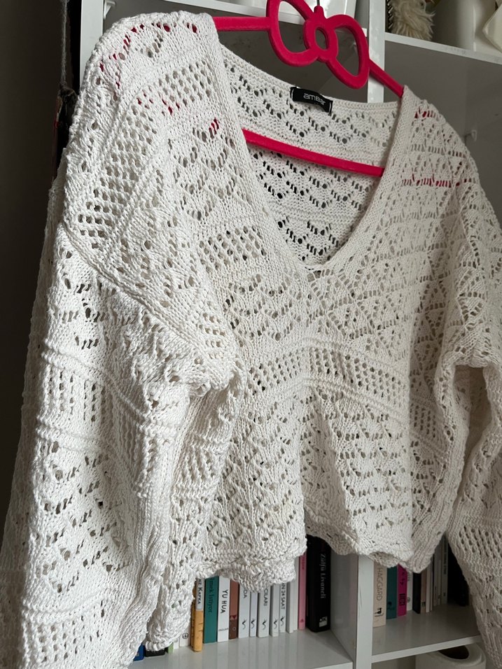 Beyaz V Yaka Örgü Bohem Kadın Kazak - Görsel 3