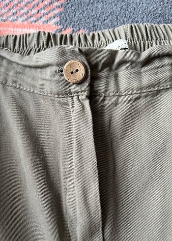 Kadın Keten Kemerli Mini Şort - Görsel 4