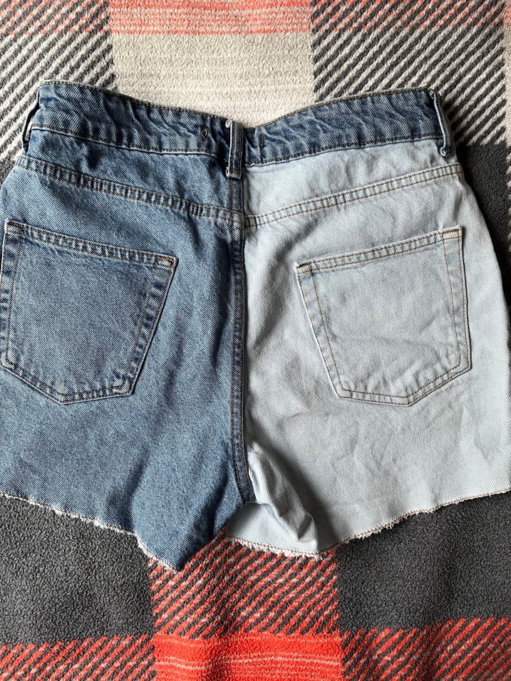 Kadın Mavi Bağcıklı Denim Mini Şort - Görsel 4