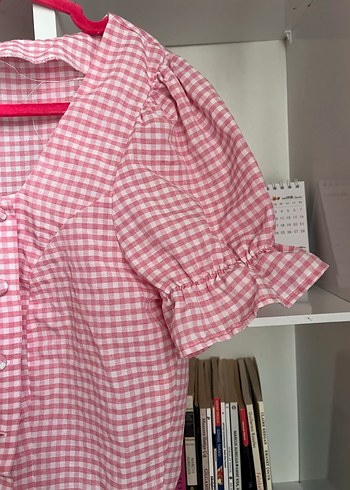 Pembe Düğmeli Kareli V Yaka Bluz - Görsel 4