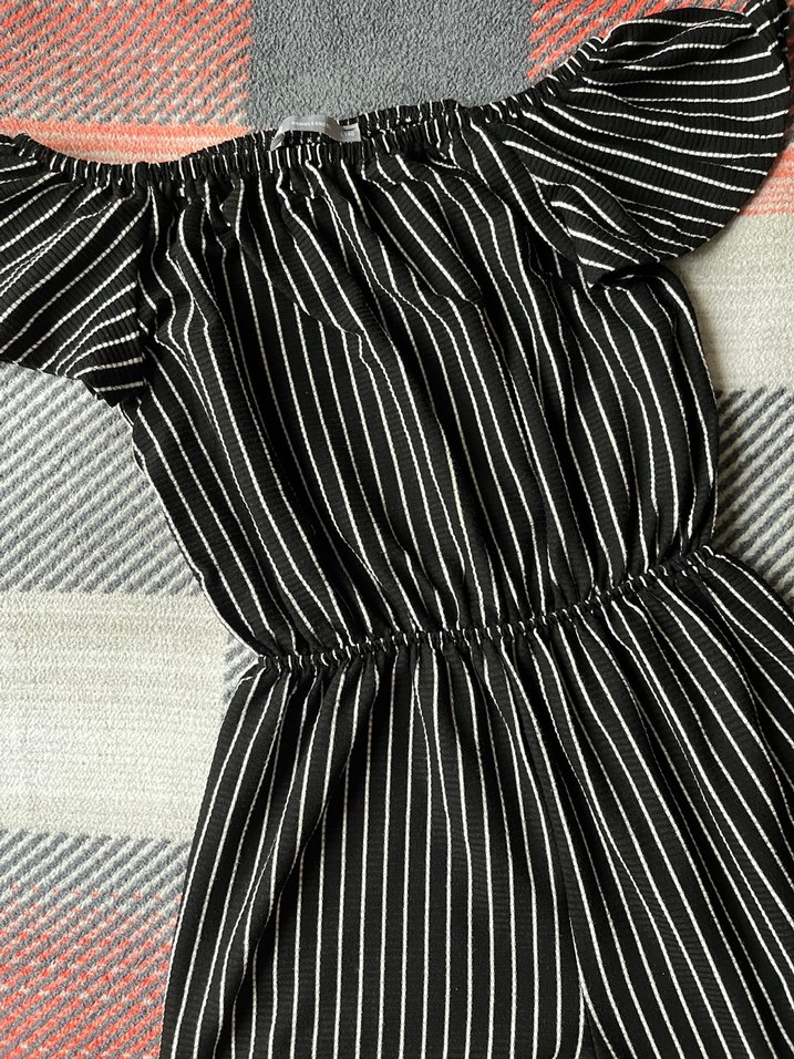 Siyah Çizgili Fırfırlı Tulum - Görsel 4