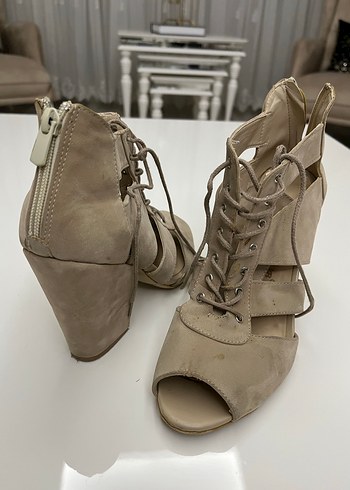 Bej Süet Kadın Dolgu Topuklu Ayakkabı - Görsel 2