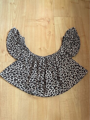 Leopar crop