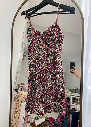 Çiçek Desenli Mini Askılı Elbise - Görsel 2