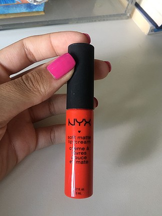 NYX Nyx Soft Matte Lip Cream Ruj