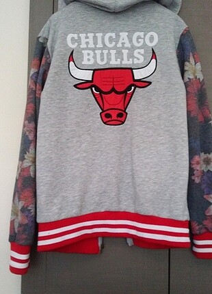 Chicago Bulls Kolej Ceketi Bershka Spor Dış Giyim %20 İndirimli - Gardrops