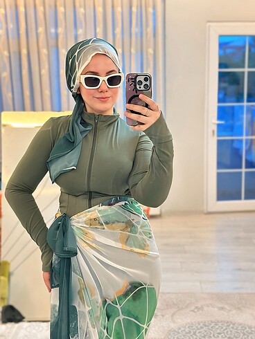 Diğer Pareo ve bandana
