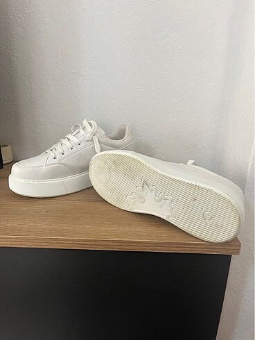 39 Beden beyaz Renk Ataköy kadın spor ayakkabı