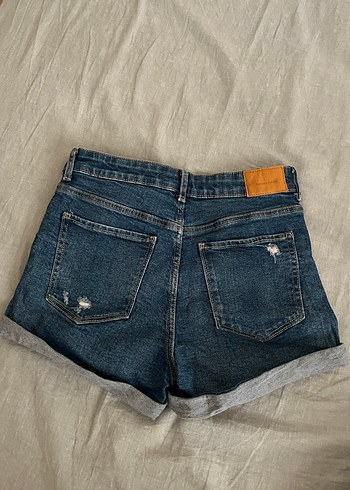 34 Beden mavi Renk Bershka Kadın Mavi Denim Jean Mini Şort
