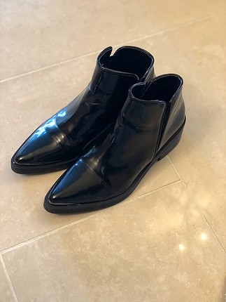 Zara bot