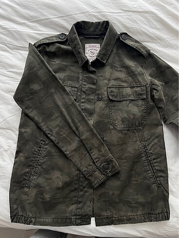 s Beden Pull&Bear kamuflaj ceket