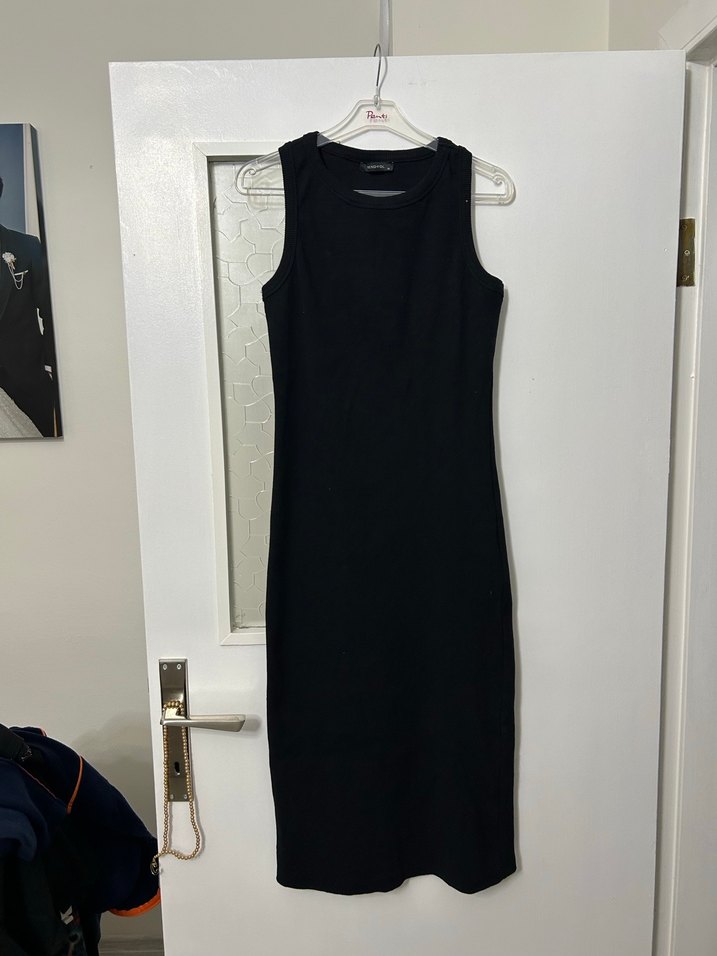 Kadın Siyah Kolsuz Triko Midi Elbise - Görsel 2