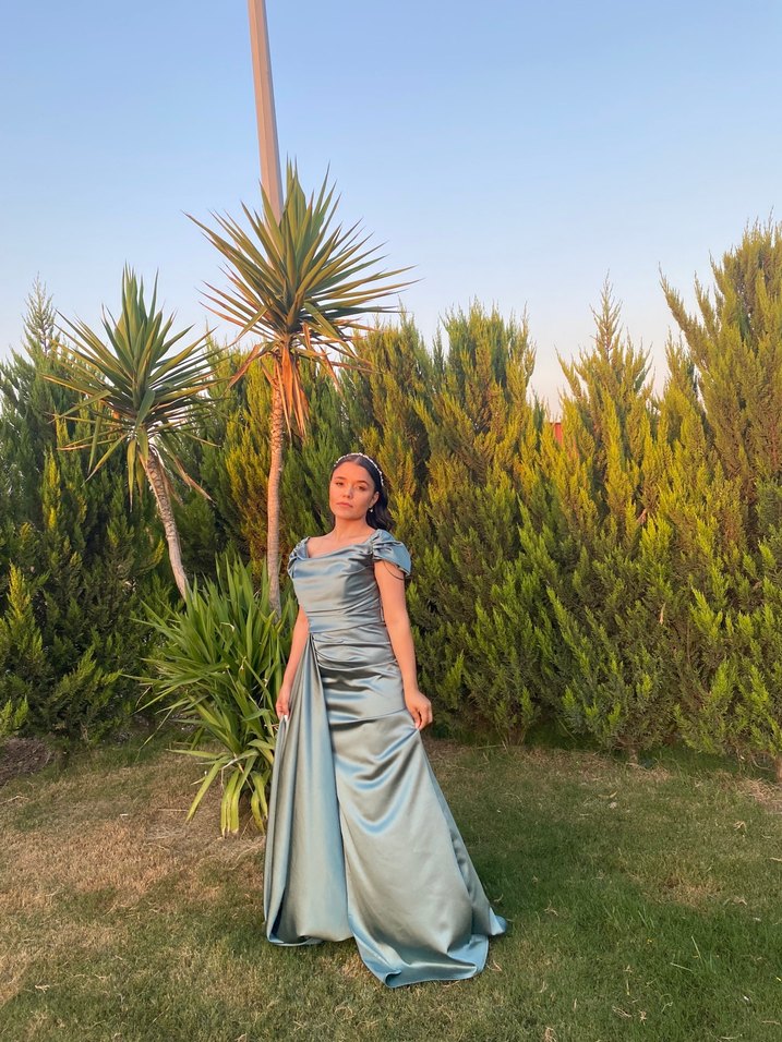 Mint yeşili saten abiye elbise - Görsel 4