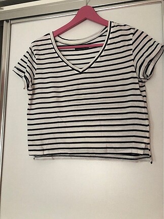Bershka tshirt
