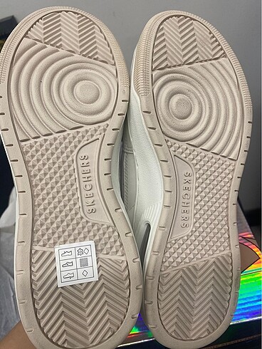 37,5 Beden beyaz Renk Skechers Uno court 177710