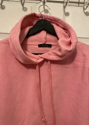Pembe Kapüşonlu Fırfırlı Kadın Sweatshirt - Görsel 2