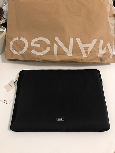 Mango laptop çantası 15