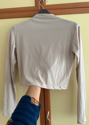 Bej Drapeli Yüksek Yakalı Kadın Bluz - Görsel 2