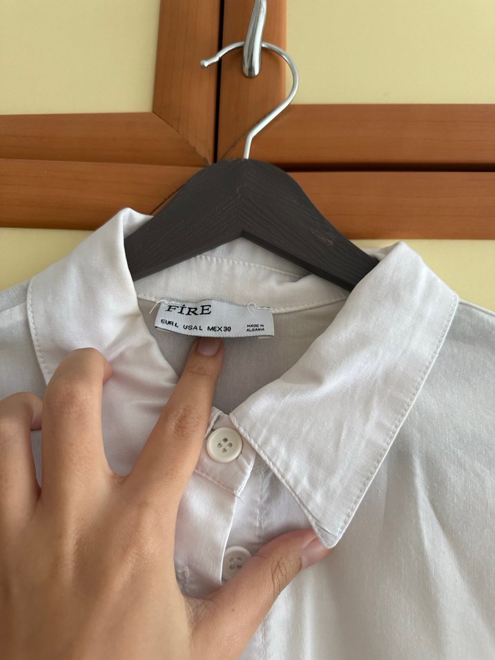 Düğmeli Beyaz Keten Gömlek - Görsel 2