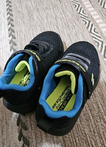 21 Beden siyah Renk Skechers bebek spor ayakkabı 