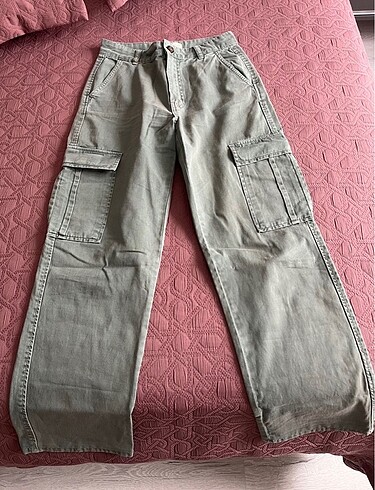 Stradivarius kargo pantolon