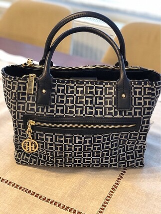 Tommy Hilfiger Çanta