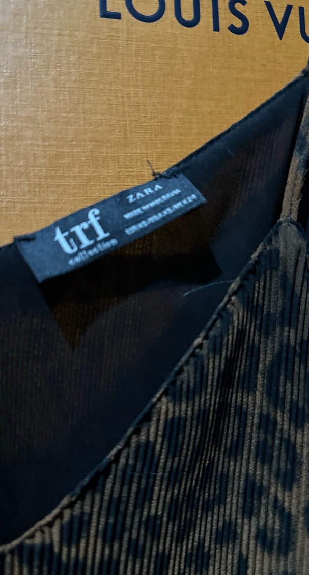 Kadın Leopar Desenli Pilili Askısız Bluz - Görsel 4