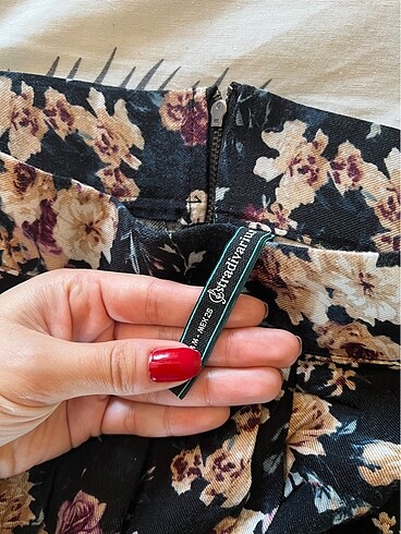 Stradivarius Stradivarius Çiçekli Mini Etek
