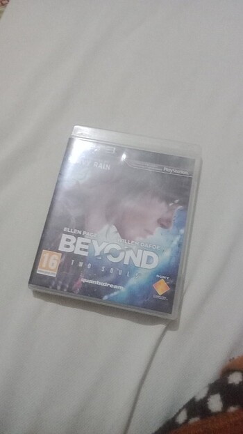 Beyond two souls