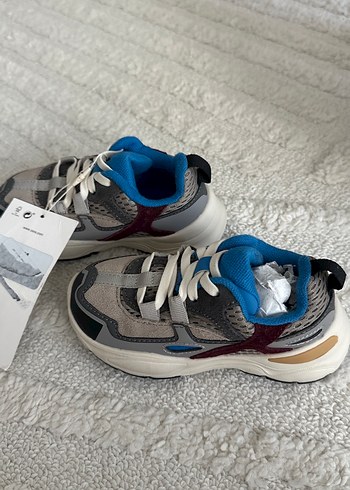 Zara Gri Erkek Çocuk Yılan Desenli Spor Ayakkabı