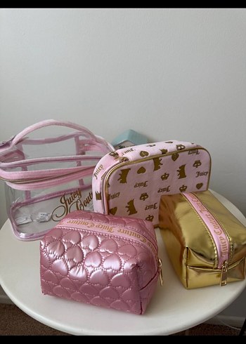 Juicy couture Fermuarlı Makyaj Çantası