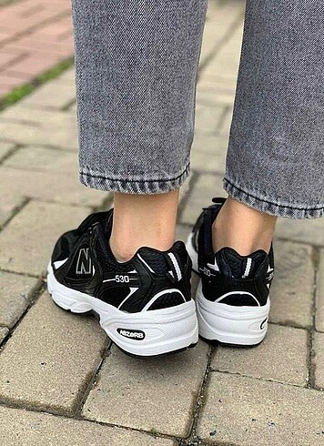40 Beden siyah Renk New balance 530 siyah