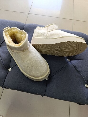 38 Beden Ugg ultra mini platform bej