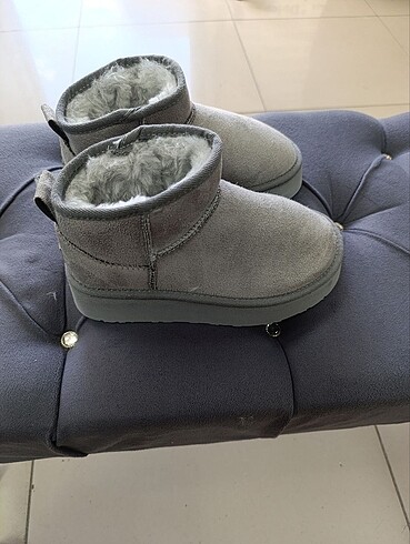 40 Beden Ugg ultra mini platform gri