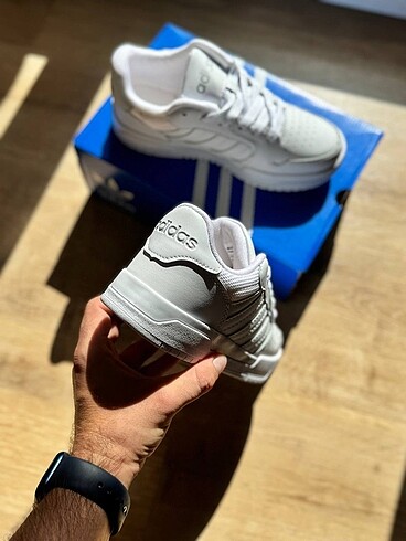 38 Beden beyaz Renk Adidas entrap spor ayakkabı
