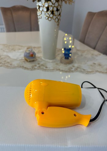 Beden Renk Sarı Katlanabilir Saç Kurutma Makinesi