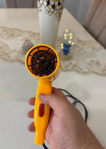 Diğer Sarı Katlanabilir Saç Kurutma Makinesi