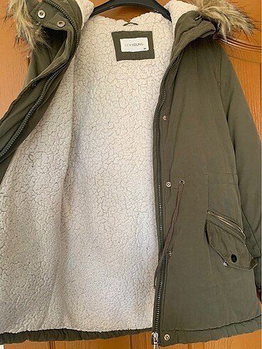 LC Waikiki Yünlü mont