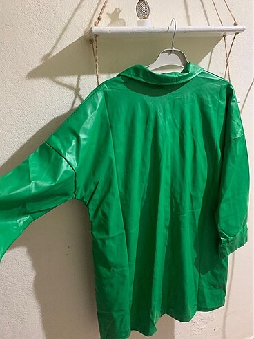 xl Beden yeşil Renk 2 adet gömlek