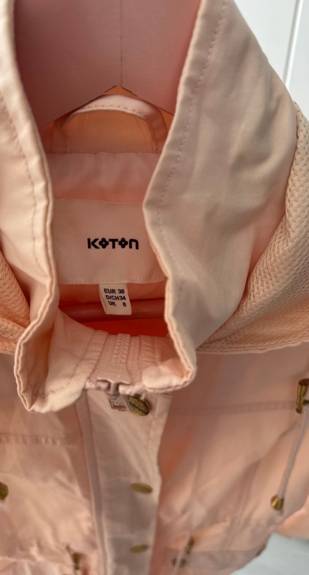 Düğmeli Pembe Yağmurluk - Görsel 5