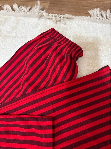 s Beden S uyumlu pijama takımı